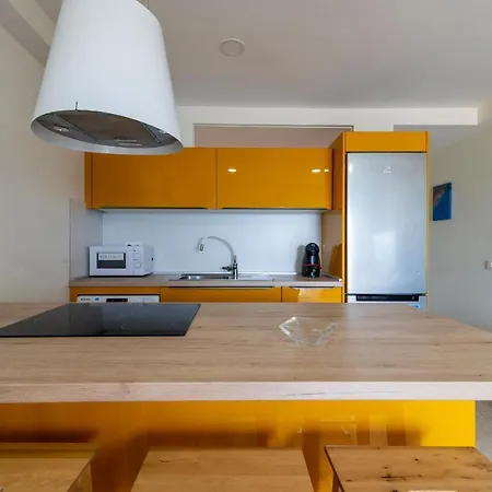 Lightbooking Primera Linea Playa Las Canteras C Apartment *
